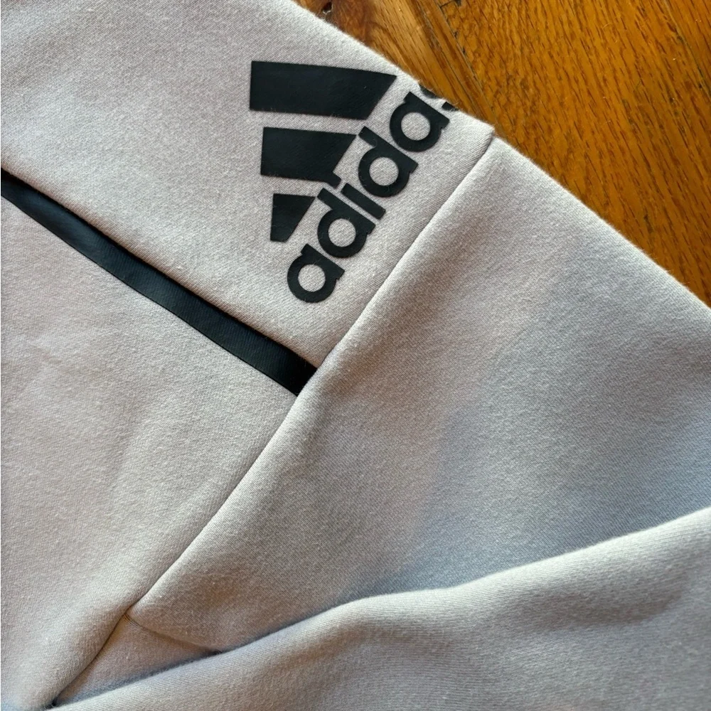 👟adidas Retro Hooded Full Zip Jacket